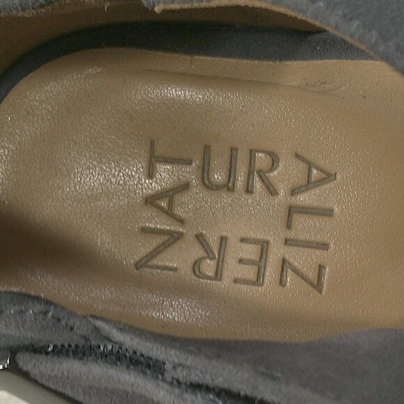 Sexy Naturalizer Adrie Retro Strappy Gray Suede High Block Heel Size 10 W | Wide - Picture 4 of 14